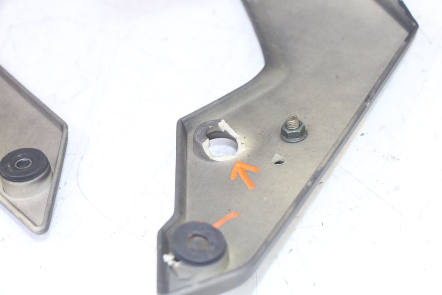 photo de GARDE BOUE AVANT MAG POWER R-STREET 50 (2016 - 2025) - État de surface