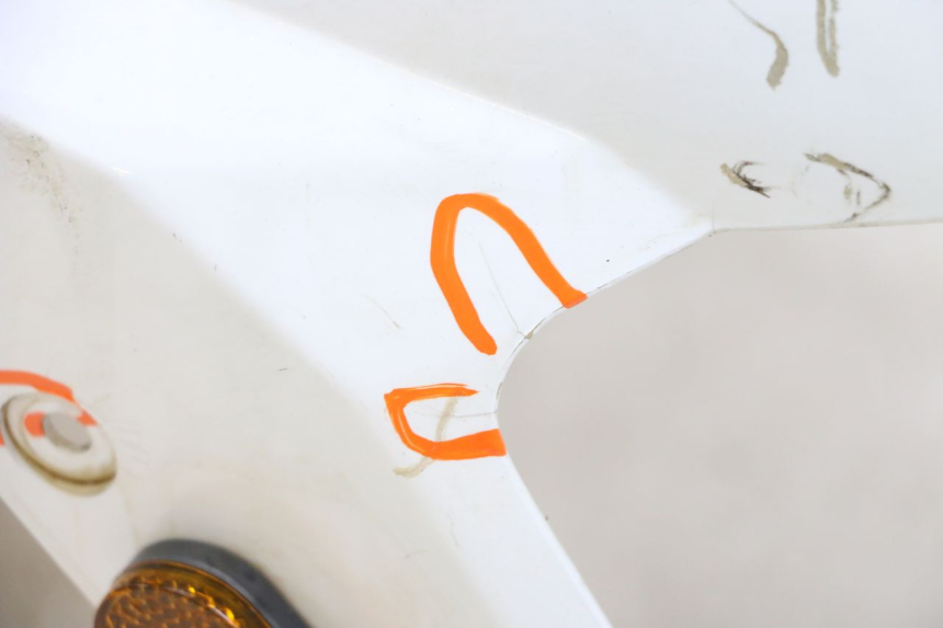 photo de Front fender EUROCKA R8 4T 50 (2013 - 2022) - État de surface