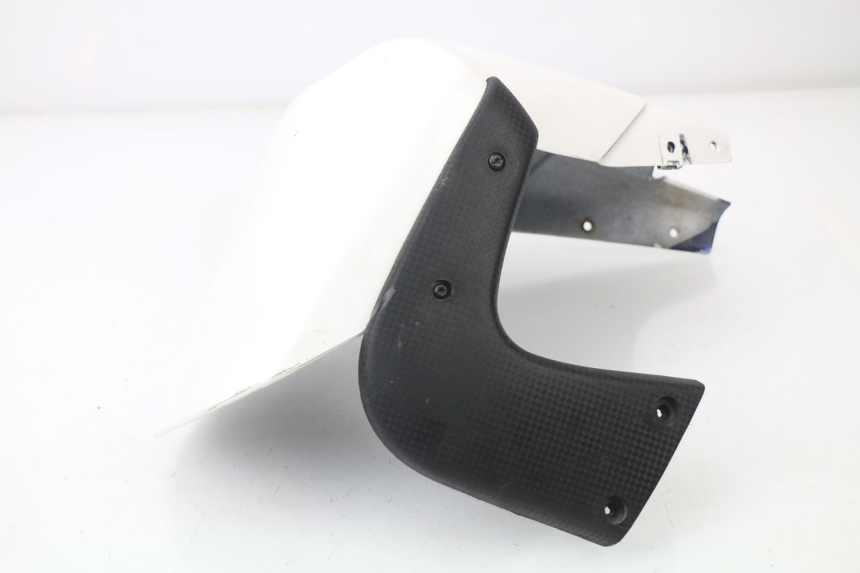 photo de GARDE BOUE AVANT PEUGEOT SPEEDFIGHT 2 AC 50 (2000 - 2009) - Points de fixation