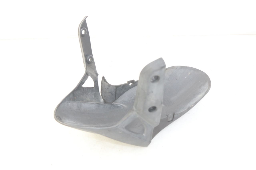 photo de GARDE BOUE AVANT APRILIA SR 2T 50 (2012 - 2017) - Détail de la pièce