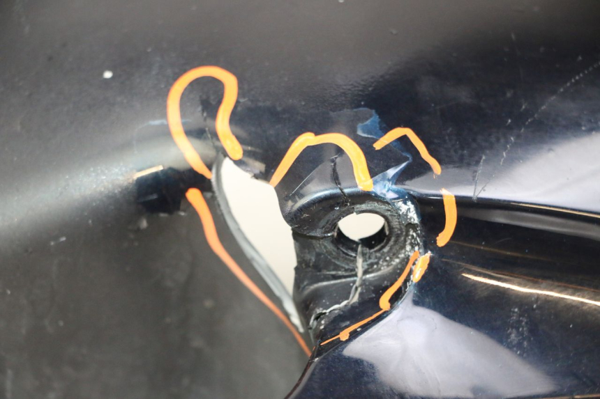 photo de GARDE BOUE AVANT HONDA ST PAN EUROPEAN 1300 (2002 - 2013) - Détails caractéristiques