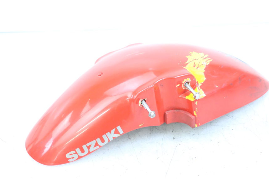 photo de GARDE BOUE AVANT SUZUKI SV N 650 (1999 - 2002) - Gros plan technique