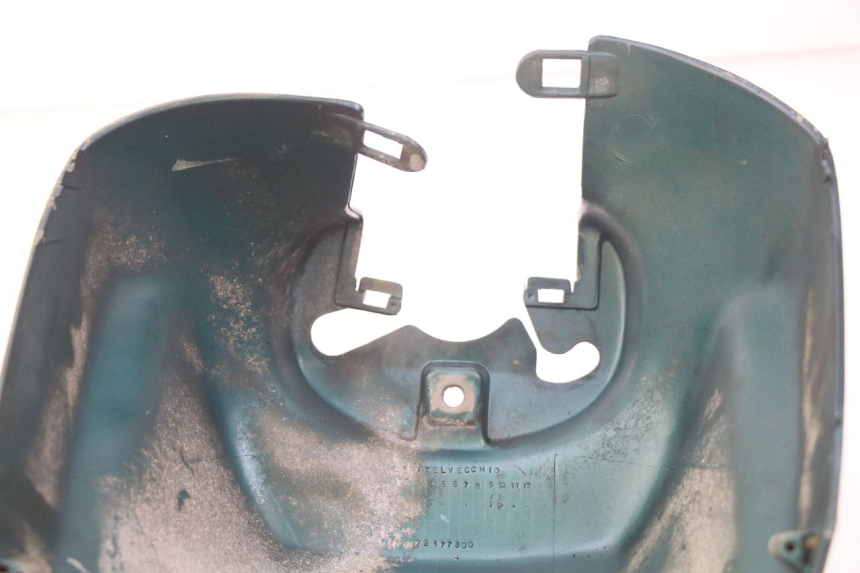 photo de GARDE BOUE AVANT PEUGEOT SV 125 (1991 - 1994) - Détails caractéristiques