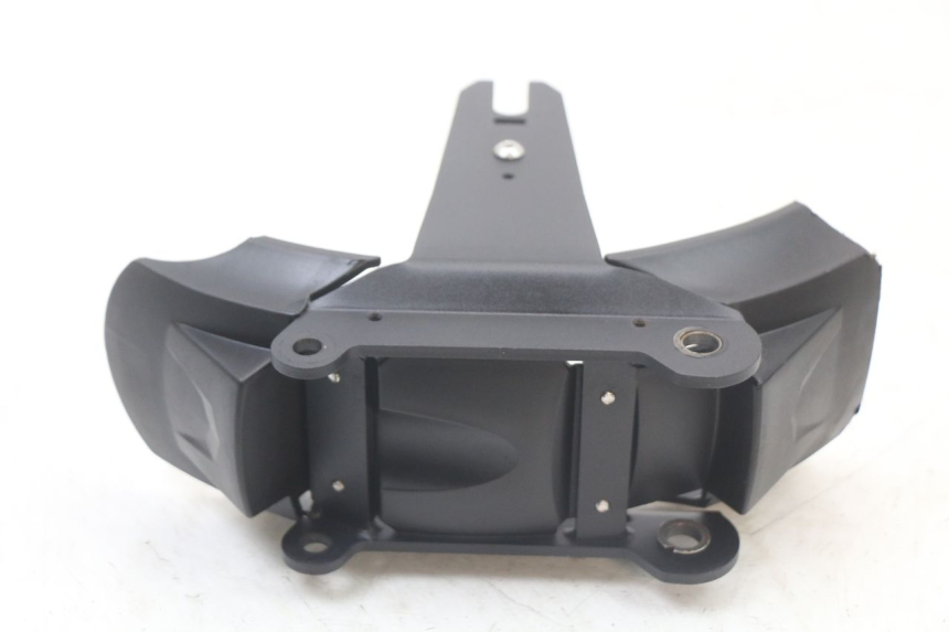 photo de GARDE BOUE AVANT DUALTRON TOGO PLUS 1 - Gros plan technique