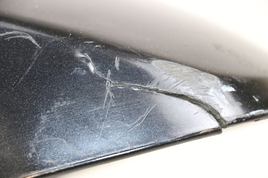 photo de GARDE BOUE AVANT PIAGGIO VESPA LX 2T 50 (2005 - 2013) - Zoom état d’usage