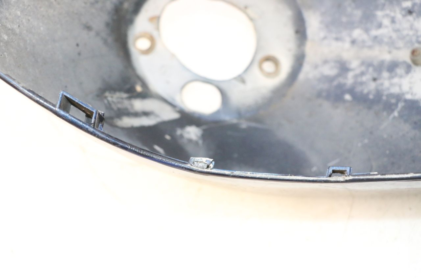 photo de GARDE BOUE AVANT PIAGGIO VESPA LX 2T 50 (2005 - 2013) - Détail de la pièce