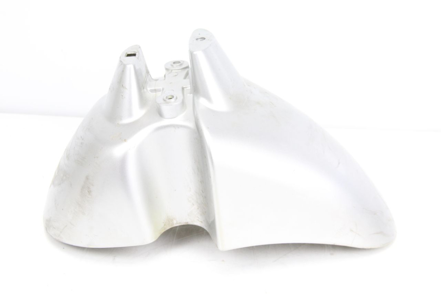 photo de GARDE BOUE AVANT PEUGEOT VIVACITY 100 (1999 - 2008) - Gros plan technique