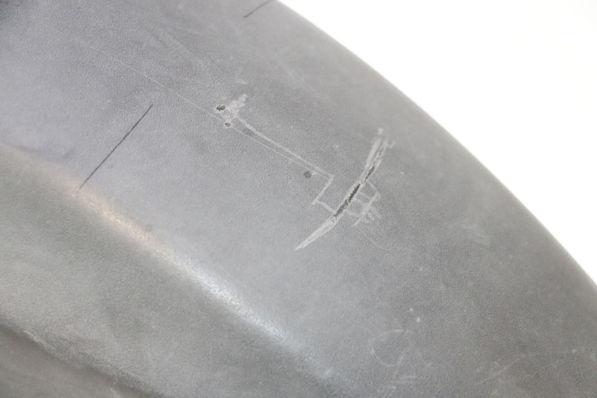 photo de GARDE BOUE AVANT HONDA XLV VARADERO 125 (2007 - 2012) - État de surface
