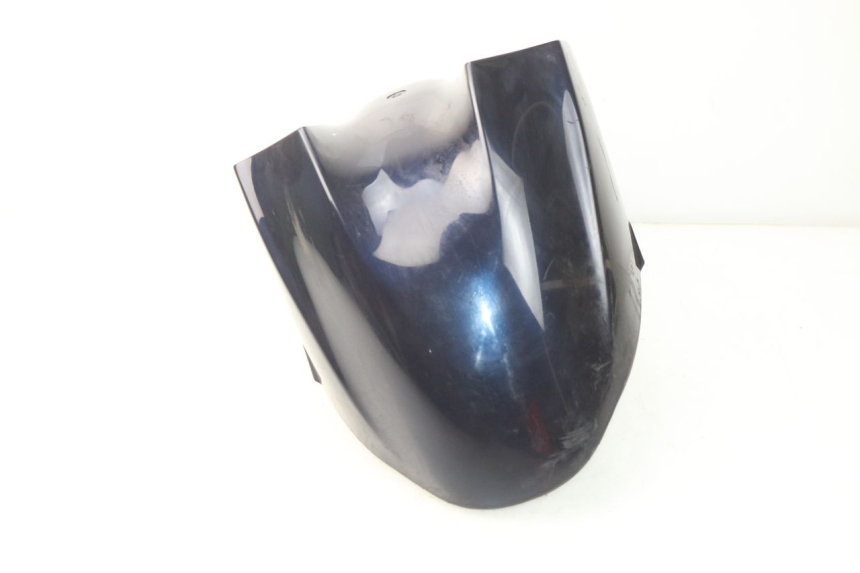 photo de GARDE BOUE AVANT YAMAHA YP MAJESTY 125 (1998 - 2001) - Gros plan technique