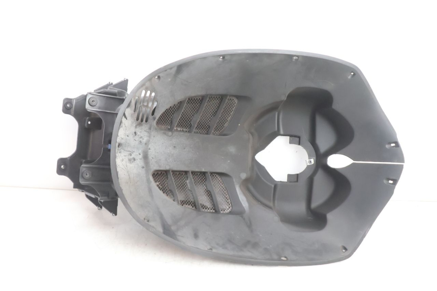 photo de GRILLE RADIATEUR APRILIA ATLANTIC S 125 (2010 - 2013) - Vue principale