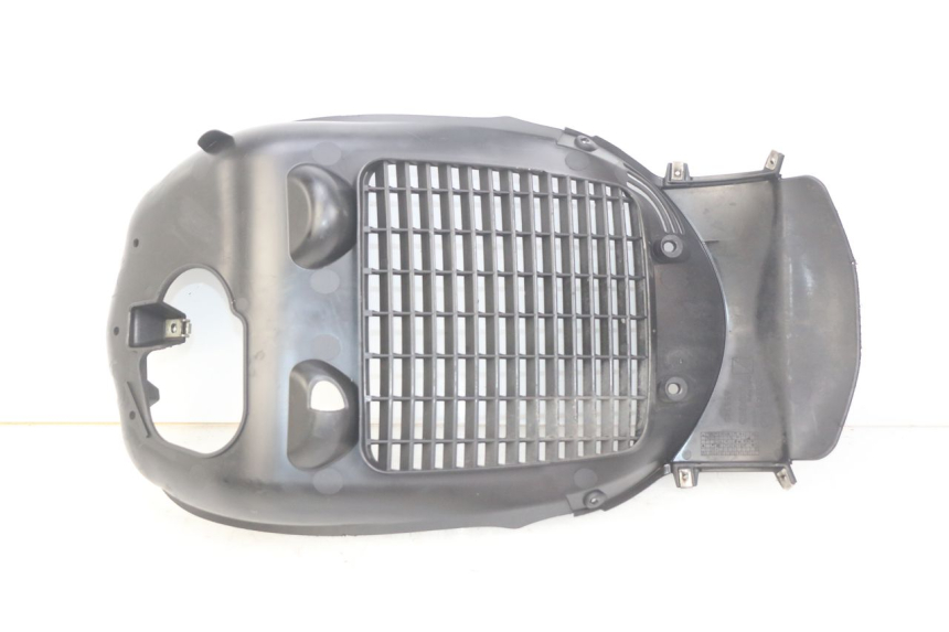 photo de GRILLE RADIATEUR PIAGGIO BEVERLY 125 (2010 - 2015) - Détail de la pièce
