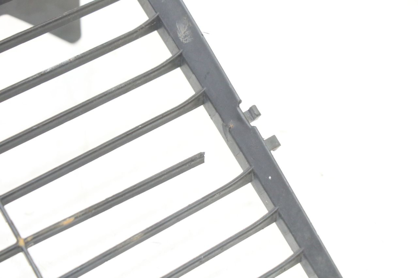 photo de GRILLE RADIATEUR HONDA CBR RR FIREBLADE 900 (1992 - 1994) - Détail de la pièce