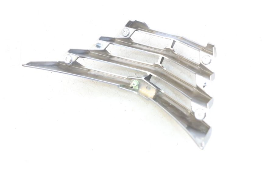 photo de GRILLE RADIATEUR PEUGEOT CITYSTAR 125 (2011 - 2017) - Détail de la pièce