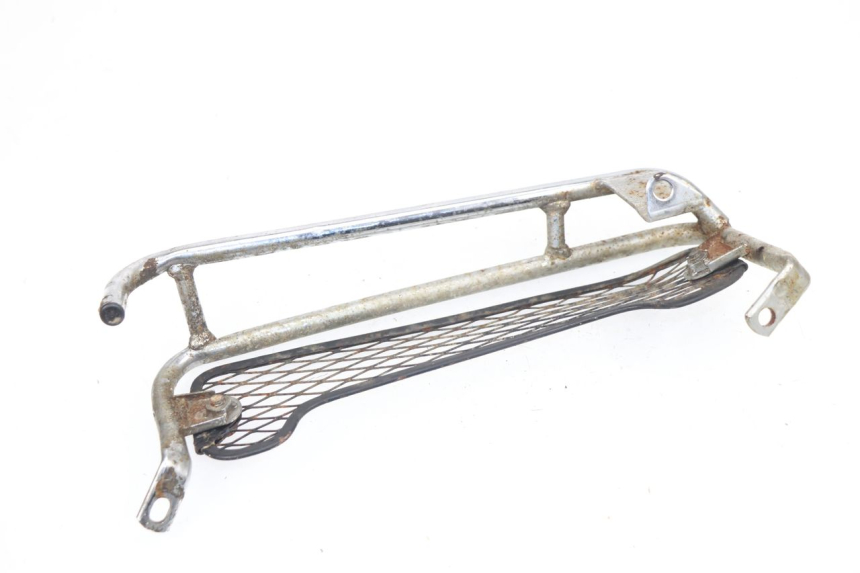 photo de GRILLE RADIATEUR SUZUKI DR DJEBEL 600 (1985 - 1990) - Autre angle de vue