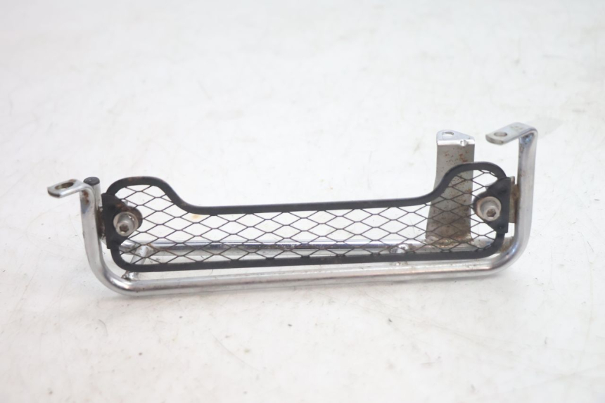photo de GRILLE RADIATEUR SUZUKI DR S 600 (1985 - 1989) - Vue principale