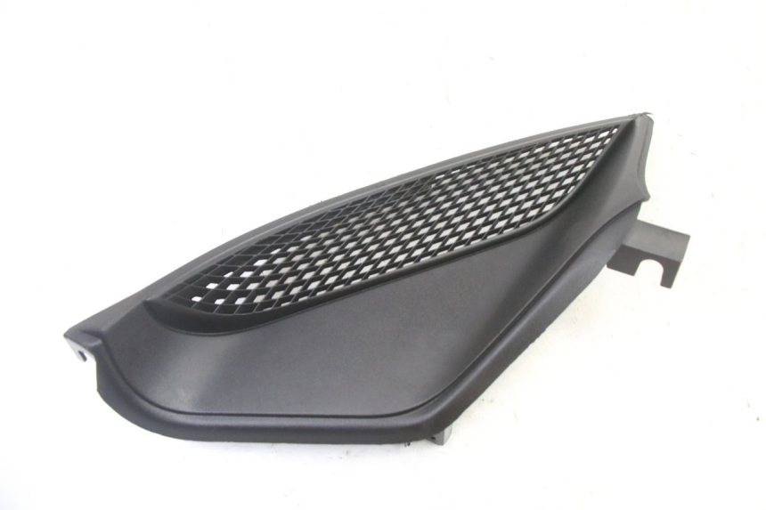 photo de GRILLE RADIATEUR DROITE PIAGGIO NRG POWER PUREJET 50 (2018 - 2021) - Vue principale
