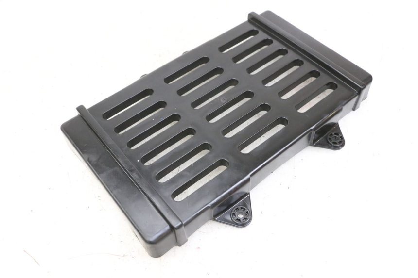 photo de GRILLE RADIATEUR EBROH BRAVO GLE 1 (2020 - 2024) - Détail de la pièce