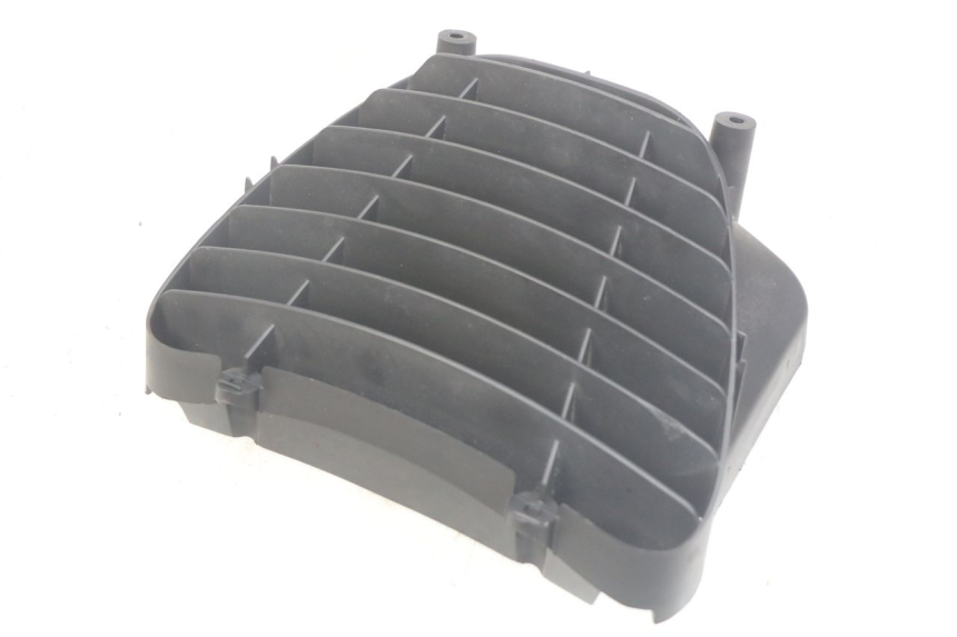 photo de GRILLE RADIATEUR PEUGEOT ELYSEO 125 (1999 - 2004) - Autre angle de vue