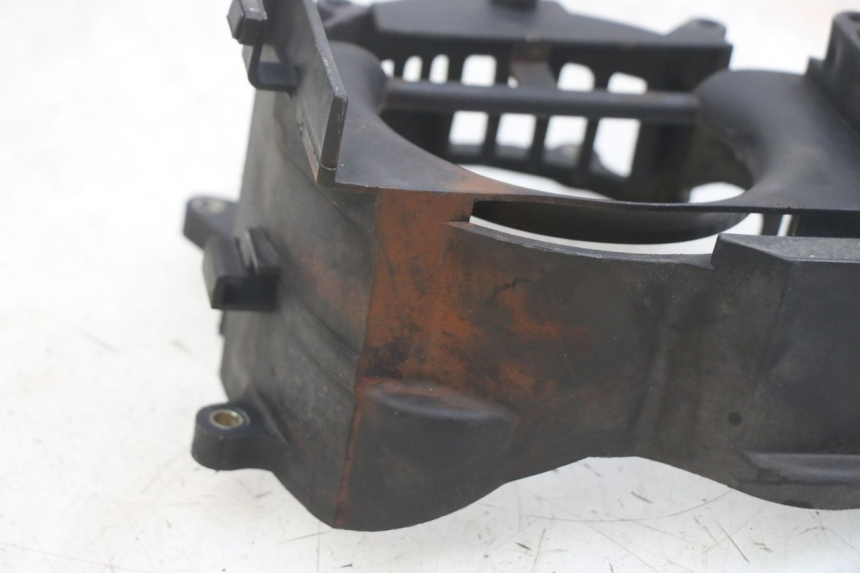 photo de GRILLE RADIATEUR TNT MOTOR FASTINO 4T 50 (2013 - 2019) - Zoom état d’usage