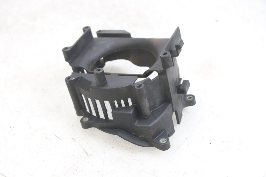 photo de GRILLE RADIATEUR TNT MOTOR FASTINO 4T 50 (2013 - 2019) - Gros plan technique