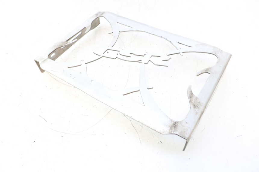 photo de GRILLE RADIATEUR SUZUKI GSR 600 (2005 - 2012) - Détail de la pièce
