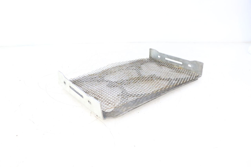 photo de GRILLE RADIATEUR SUZUKI GSR 600 (2005 - 2012) - Photo complémentaire