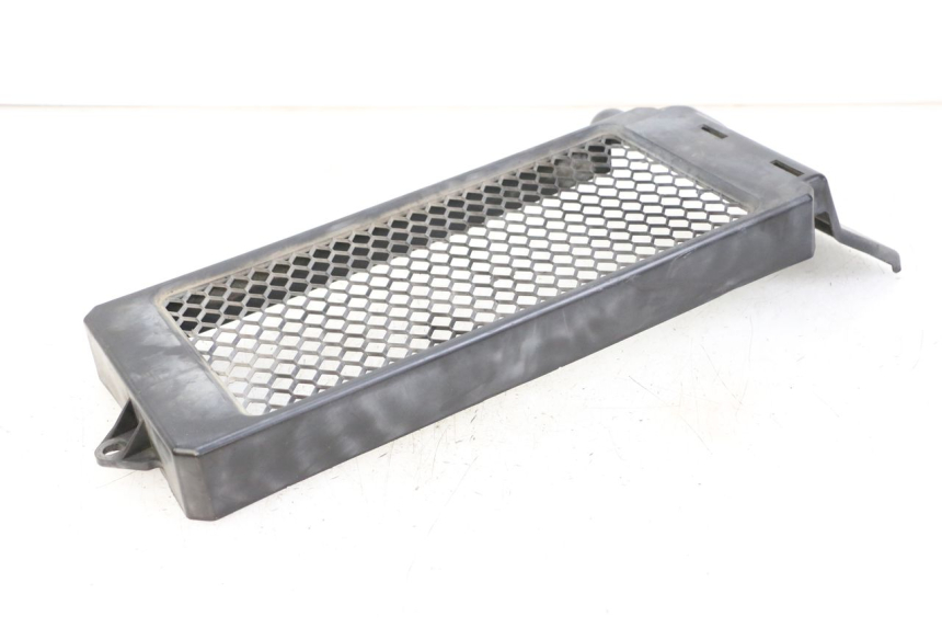 photo de GRILLE RADIATEUR HONDA VT C2 SHADOW 750 (1997 - 2001) - Vue d’ensemble