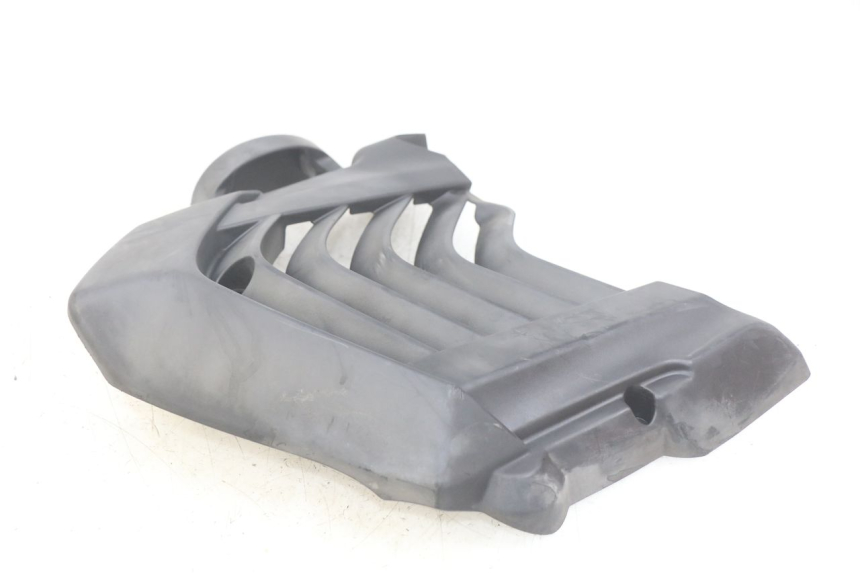 photo de GRILLE RADIATEUR YAMAHA HW XENTER 125 (2011 - 2017) - Gros plan technique