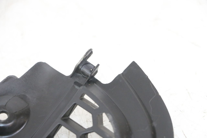 photo de GRILLE RADIATEUR PIAGGIO IE MP3 YOURBAN 300 (2011 - 2016) - Zoom état d’usage