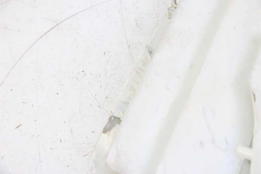 photo de GRILLE RADIATEUR KAWASAKI KX 65 (2000 - 2019) - Points de fixation