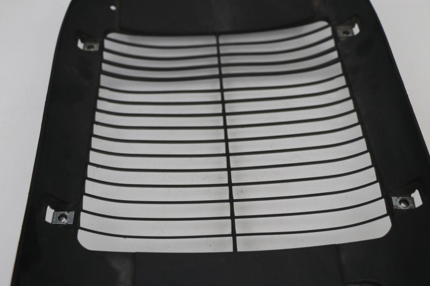 photo de GRILLE RADIATEUR SYM MAXSYM I 400 (2011 - 2016) - Autre angle de vue