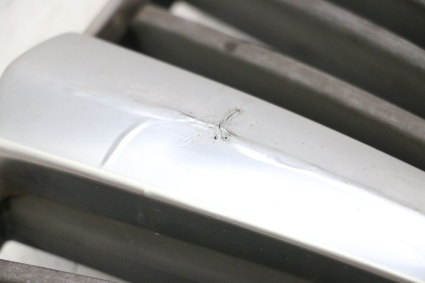 photo de GRILLE RADIATEUR PIAGGIO MP3 LT 300 (2010 - 2016) - Marquages et références