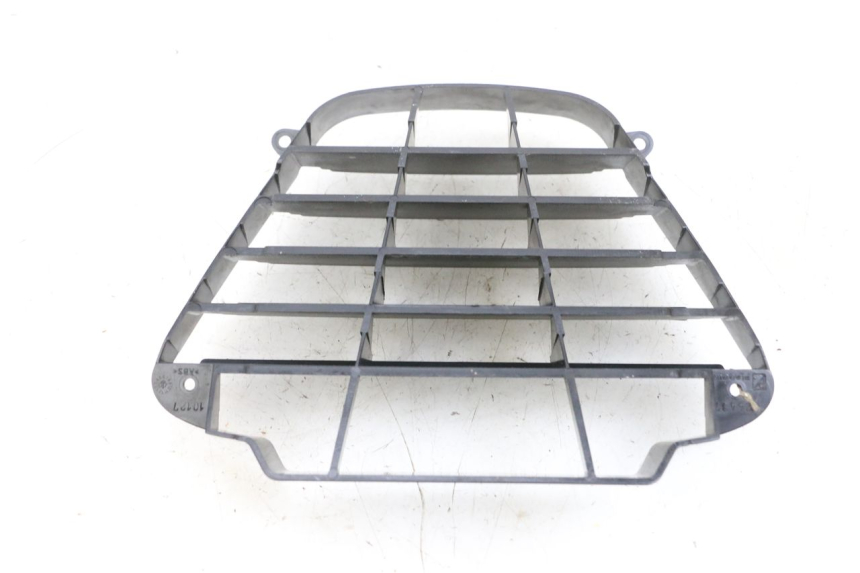 photo de GRILLE RADIATEUR PIAGGIO MP3 LT 400 (2007 - 2012) - Autre angle de vue
