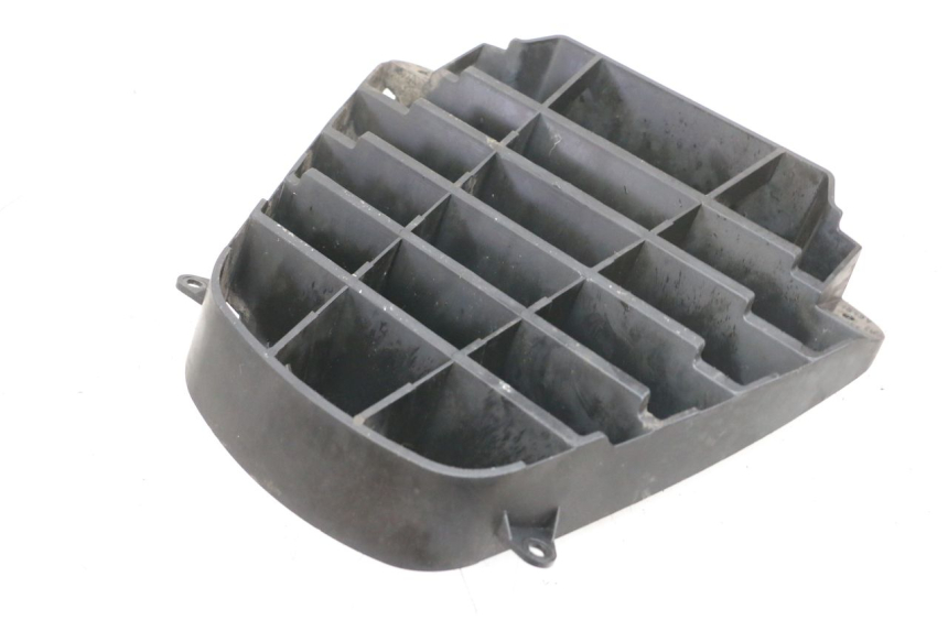photo de GRILLE RADIATEUR PIAGGIO MP3 125 (2006 - 2014) - Vue d’ensemble