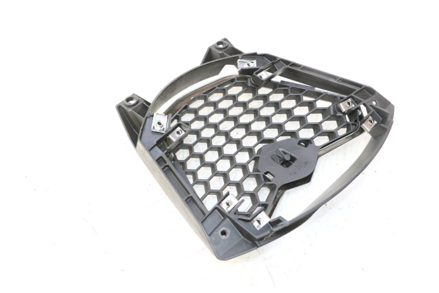 photo de GRILLE RADIATEUR PIAGGIO MP3 500 (2016 - 2018) - Points de fixation
