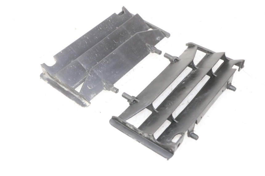 photo de GRILLE RADIATEUR RIEJU MRT 50 (2018 - 2021) - Détail de la pièce