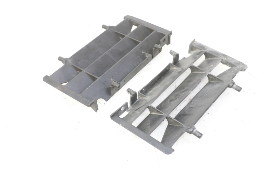 photo de GRILLE RADIATEUR RIEJU MRT 50 (2018 - 2021) - Zoom état d’usage