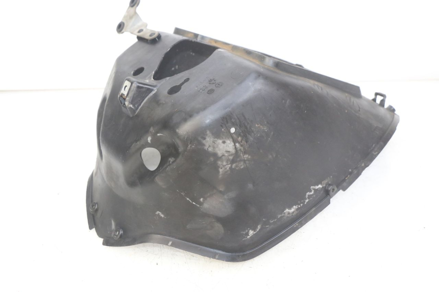 photo de GRILLE RADIATEUR GILERA NEXUS 125 (2007 - 2009) - Zoom état d’usage