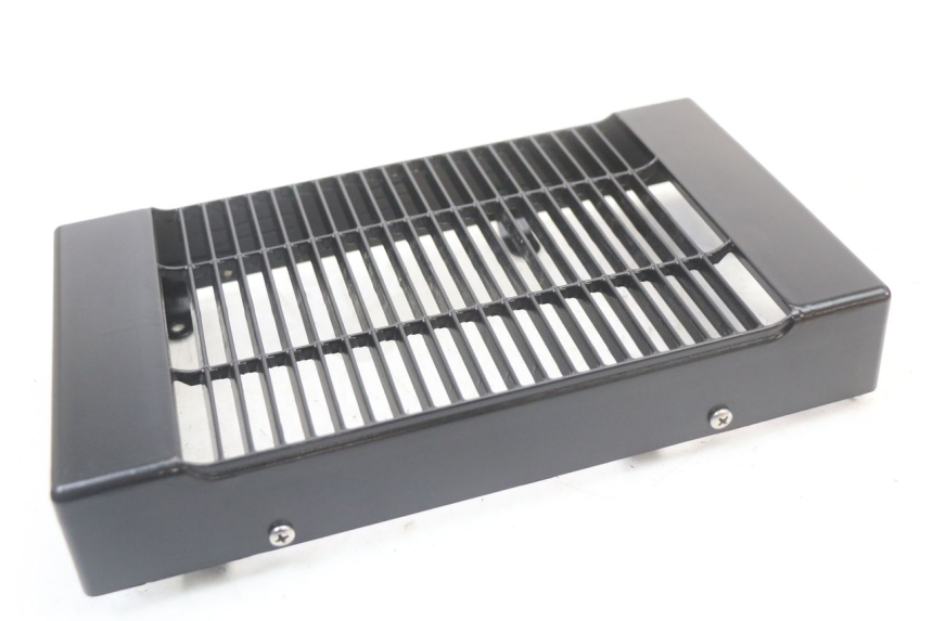 photo de GRILLE RADIATEUR REGAL RAPTOR SPYDER 125 (2010 - 2018) - Détail de la pièce