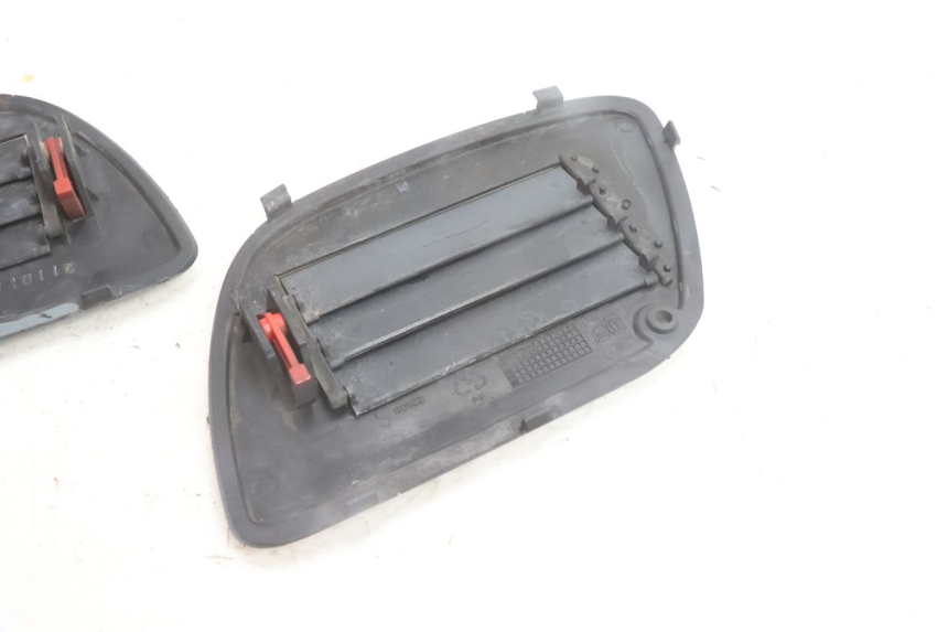 photo de GRILLE RADIATEUR GILERA RUNNER SP 50 (2002 - 2004) - Marquages et références