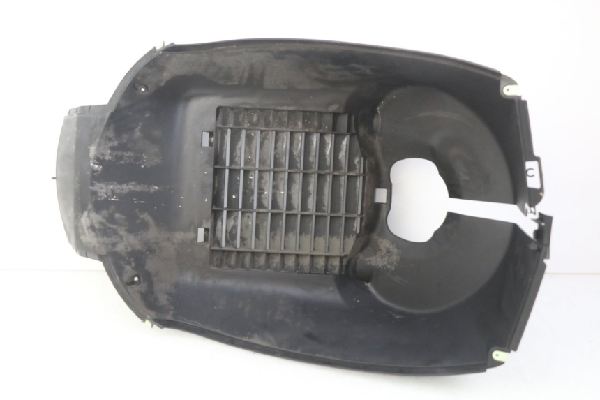 photo de GRILLE RADIATEUR PEUGEOT SATELIS COMPRESSOR K15 125 (2006 - 2009) - Vue principale