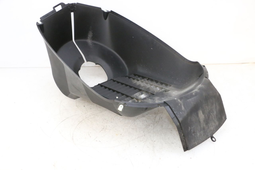 photo de GRILLE RADIATEUR PEUGEOT SATELIS 125 (2013 - 2018) - Pièce contrôlée