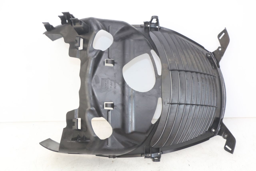 photo de GRILLE RADIATEUR MBK SKYCRUISER 125 (2010 - 2013) - Détail de la pièce