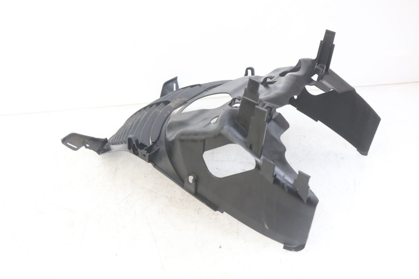 photo de GRILLE RADIATEUR MBK SKYCRUISER 125 (2010 - 2013) - Zoom état d’usage