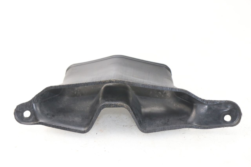 photo de GRILLE RADIATEUR TRIUMPH SPRINT ST ABS 1050 (2005 - 2007) - Vue principale