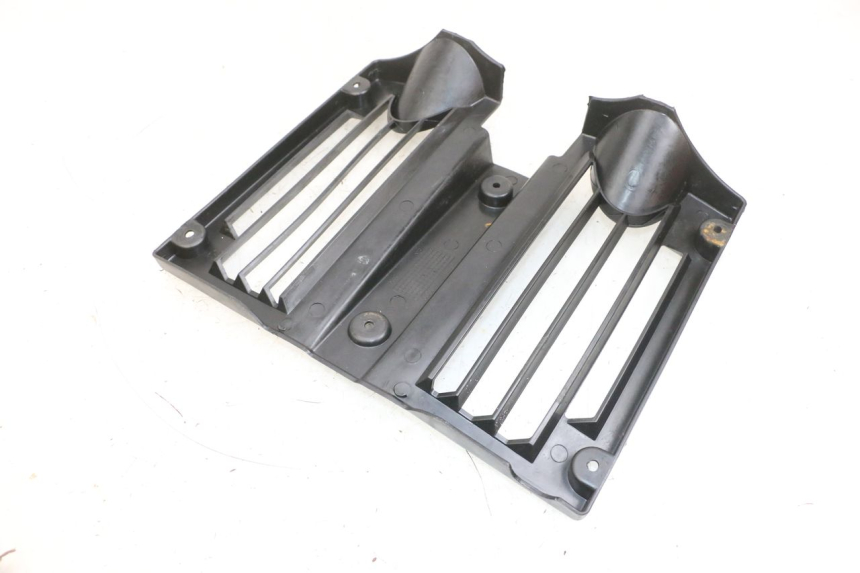 photo de GRILLE RADIATEUR KSR TR SM 50 (2015 - 2018) - Détail de la pièce