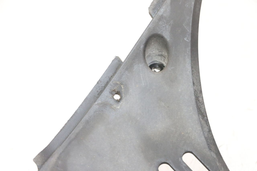 photo de GRILLE RADIATEUR YAMAHA X-CITY XCITY 125 (2007 - 2013) - Zoom état d’usage