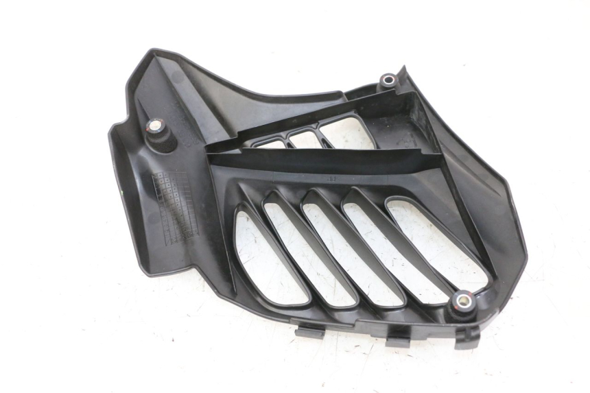 photo de GRILLE RADIATEUR YAMAHA XMAX X-MAX 125 (2021 - 2025) - Détail de la pièce