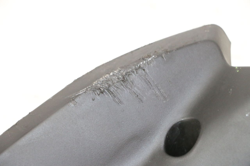 photo de GRILLE RADIATEUR YAMAHA XMAX X-MAX 125 (2021 - 2025) - Autre angle de vue