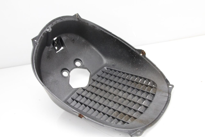 photo de GRILLE RADIATEUR PIAGGIO X9 125 (2000 - 2003) - Détail de la pièce